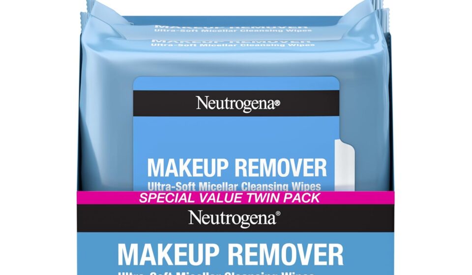 Neutrogena Makeup Remover Wipes micellar alcohol-free face towelettes made from plant-based cloth for removing waterproof makeup and oil.