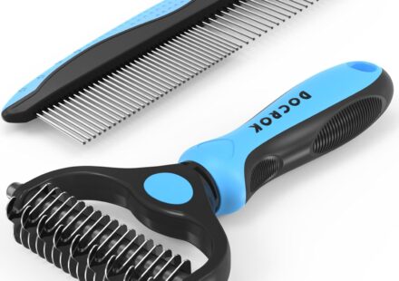 Blue pet grooming combo featuring a deshedding brush and metal comb for removing loose fur, detangling, and dematting cats and dogs.