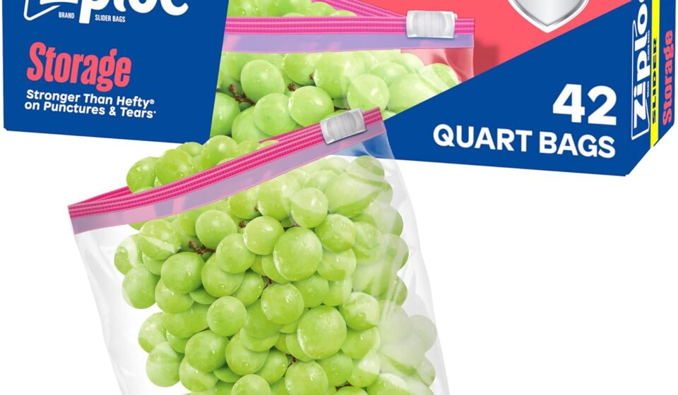 Ziploc Quart Food Storage Slider Bags with Power Shield Technology and easy slider closure for durable food storage and freshness.